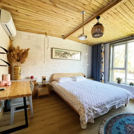 Fawny Birth Hotels in Fukang