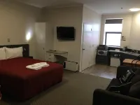 Motel on Carroll