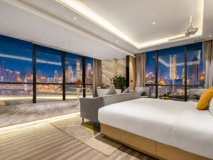 Freely Smart Riverview Hotel (Chongqing Jiangbeizui Financial City Store)