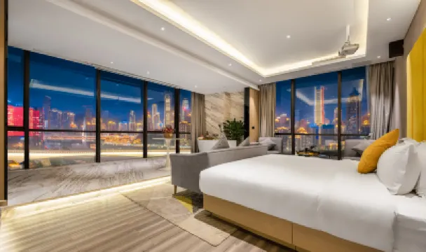 Freely智能江景酒店（重慶江北嘴金融城店） 鄰近重慶火鍋天下宴博物館的酒店