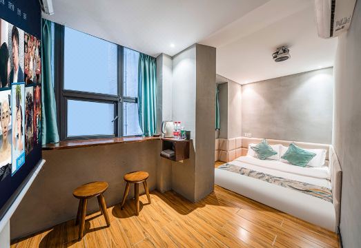 Qimen Theme Hotel 야경