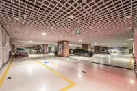 New Century Hotel - parking