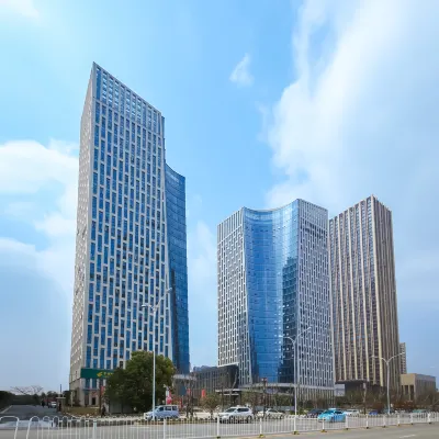Vienna Hotel (Wuhan Aeon Jiangxiaketing Metro Station) Hotels near Puan Railway Station
