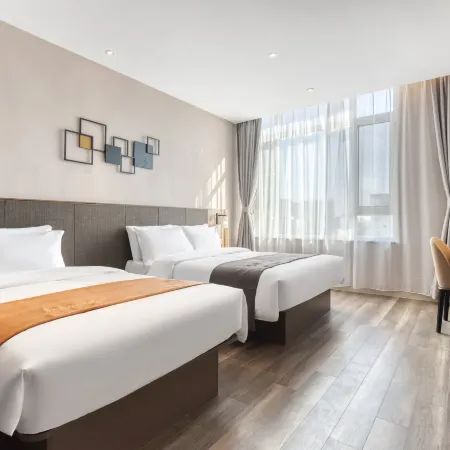 Homeinn Plus Hotel (Rongcheng Chengshan Avenue Cherry Lake)