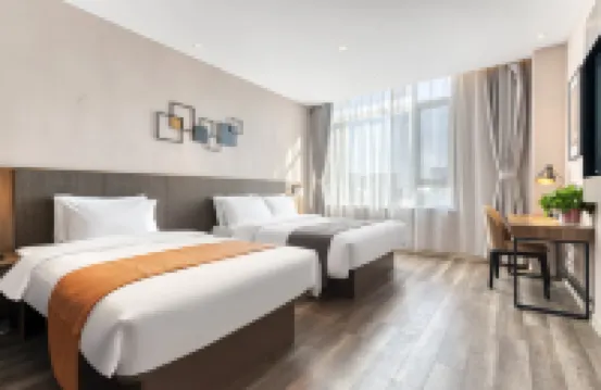 Homeinn Plus Hotel (Rongcheng Chengshan Avenue Cherry Lake)