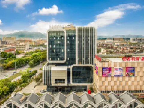 EASTERN GLORIA PLAZA HOTEL Hotels near Liuqing Night Market