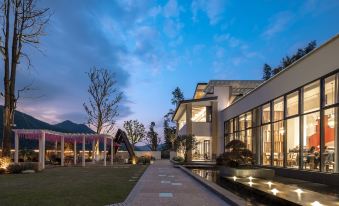 Moganshan Xinyuanju Resort Hotel