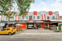 OYO 90927 Homestay Tentrem 2 Các khách sạn ở Gabus