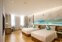 Grand Skylight Yueyuanbo Hotel Hotels in Daye