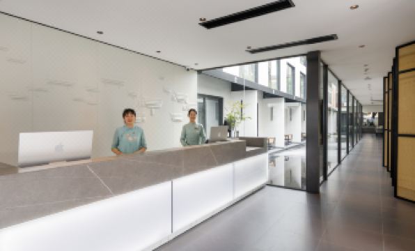 G Joyful Xige Hotel (Chengdu Kuanzhai Alley People's Park)