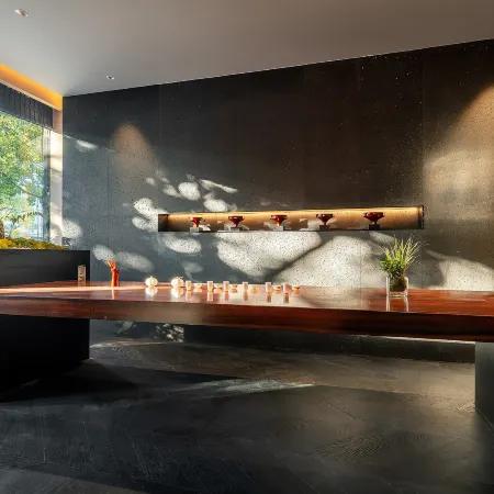 Jiaojiang Paris·Elegant Designer Resort Hotel (Jiazhi Old Street Garden Market Branch)