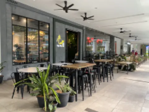 8Pax Sentul Kepong DesaPark MontKiara Mitec