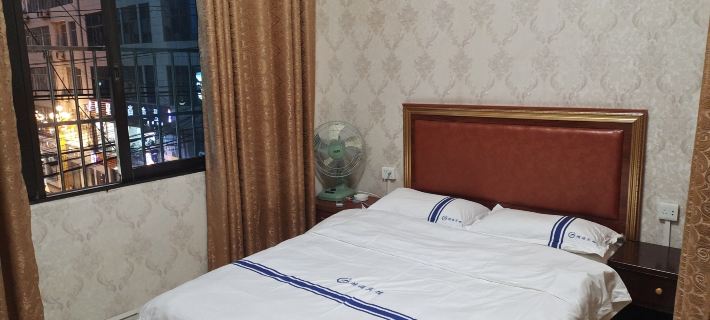 Xionghongfu Hotel Hotels in Zhenxiong