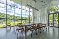 Puxinshanju Homestay (Nanwan Mufenggu Branch) Hotels in Xinyang