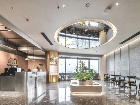Heman Hotel