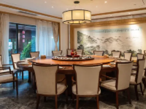 Qiyunshan Yuehua Resort Hotel Hotels in Xiuning