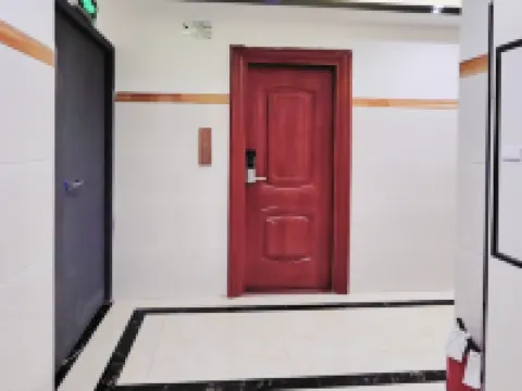 Kingswood Hotel Hotels in Changjiang