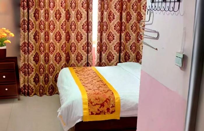 Fugou Yijia Express Hotel