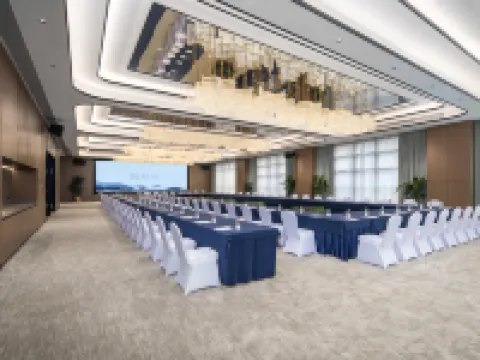 大冶湛月レンジョイホテルホテル 大冶のホテル