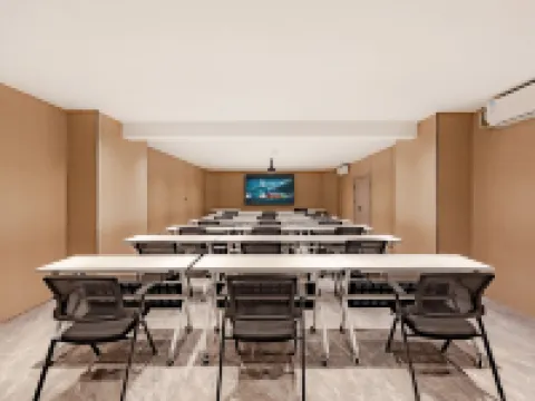 Yantai Duoyue Hotel (Yantai Station Binhai Square) Hotels in Yantai