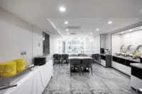 Perth X Light Residence (Convention Center Futian Port Branch)