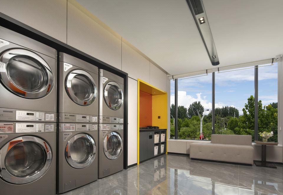 Hampton by Hilton 난양 강잉 공항