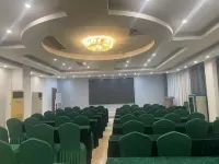 City Hotel (Xiaogan Chengzhan Road Branch)