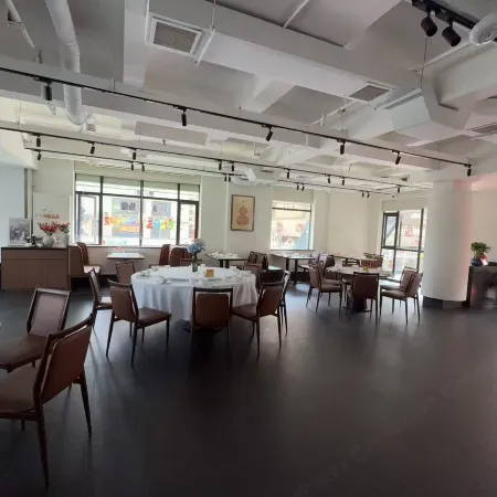Tingyue Hotel