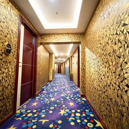 Yingjiena Fashionable Hotel
