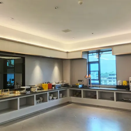 Yunshang Siji Hotel (Renhuai Government & Guomao Mall, Zunyi)