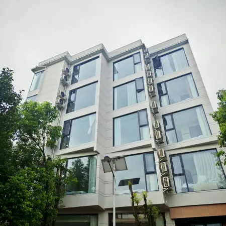 Zhijin Naluwan Homestay