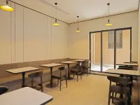 HanTing Hotel (Qingyuan Yangshan) - parking