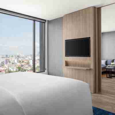 Courtyard by Marriott Phnom Penh Rooms