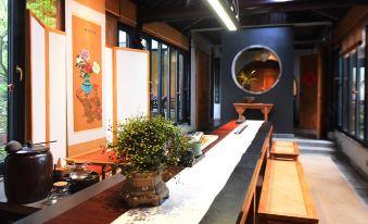Floral Lux Hotel · Taimuting Hotel (Tongli)