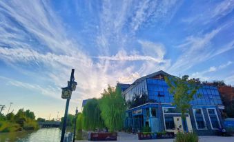 Xiecheng Resort Hotel (Huai'an Hongze Lake Renmin Road)