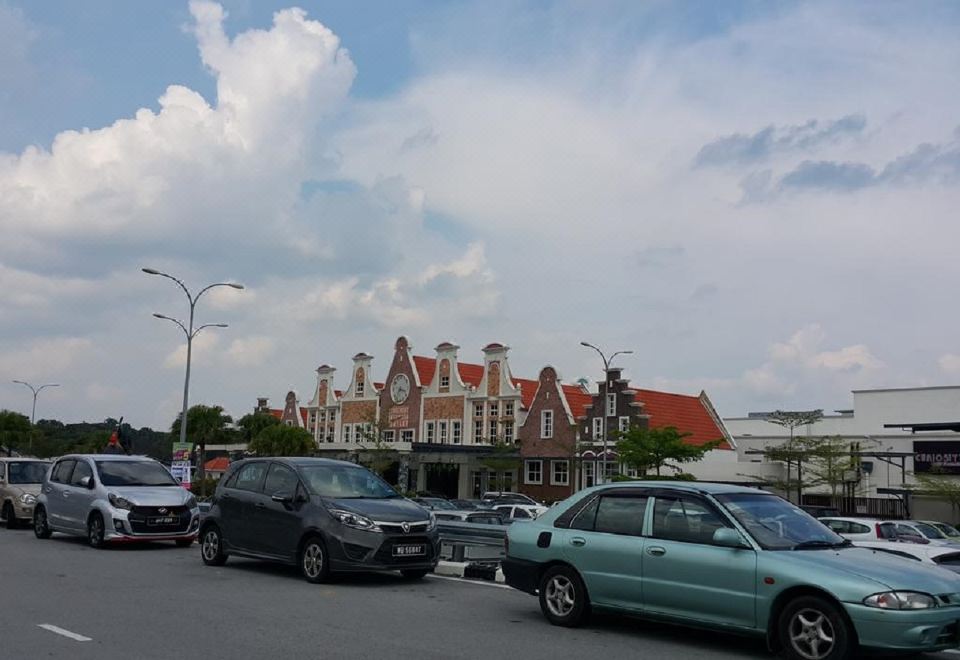 D'Savoy Condotel Over view