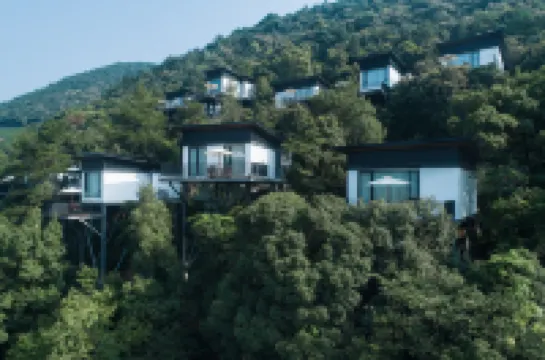 샹인 · 촨부 리트리트