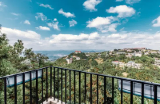 Ling Li Mu Li Holiday Hotel