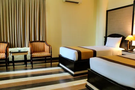 Pandanaran Simpang Lima