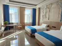 Ejina Qihuajian Star Hotel