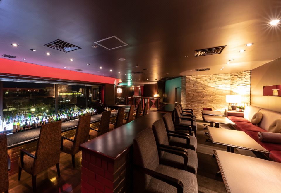 4. 아키타 캐슬 호..