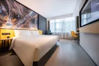 Huameishi Wuhan Kede Plaza Wusheng Road Metro Station Hotel