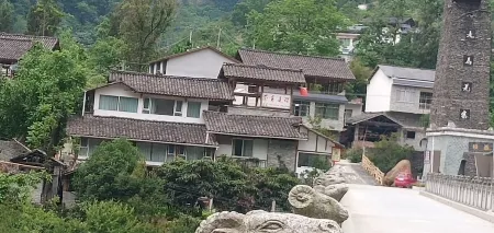 Tea Reasonable Homestay Отели рядом с достопримечательностью «Plum Garden, Plum Forest, Pingtong Town»