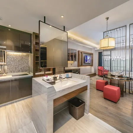 Plum Garden International Hotel (Fuzhou Guangminggang Park) Отели рядом с достопримечательностью «Народное правительство Гуаншань»