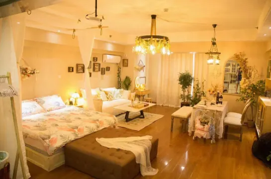 Xuzhou Xianzonglin City Homestay (Mining University Wenchang Campus Subway Station)