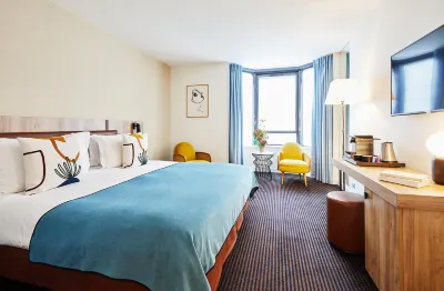 Plaza Tour Eiffel Hotels in Paris