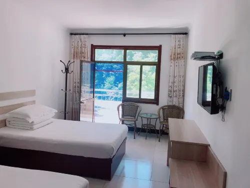 Wuyuezhai Mountain Renjia Inn