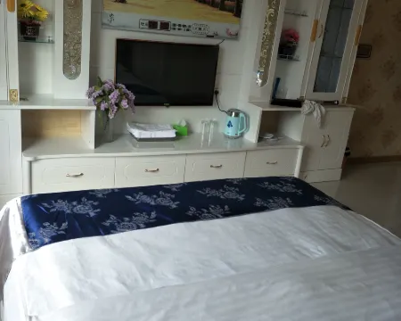 Haidong Jiayue Family Hotel Hotels in Haidong