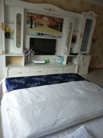 Haidong Jiayue Family Hotel Отели рядом с достопримечательностью «le du nan shan»