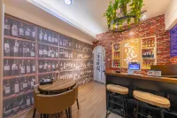 Fenghuaxueyue Homestay (Jinan Vanke Metropolitan CBD Branch)